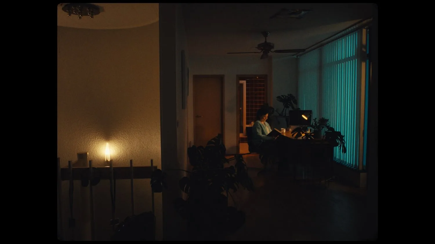 SÁÁ — Commercial — still 20