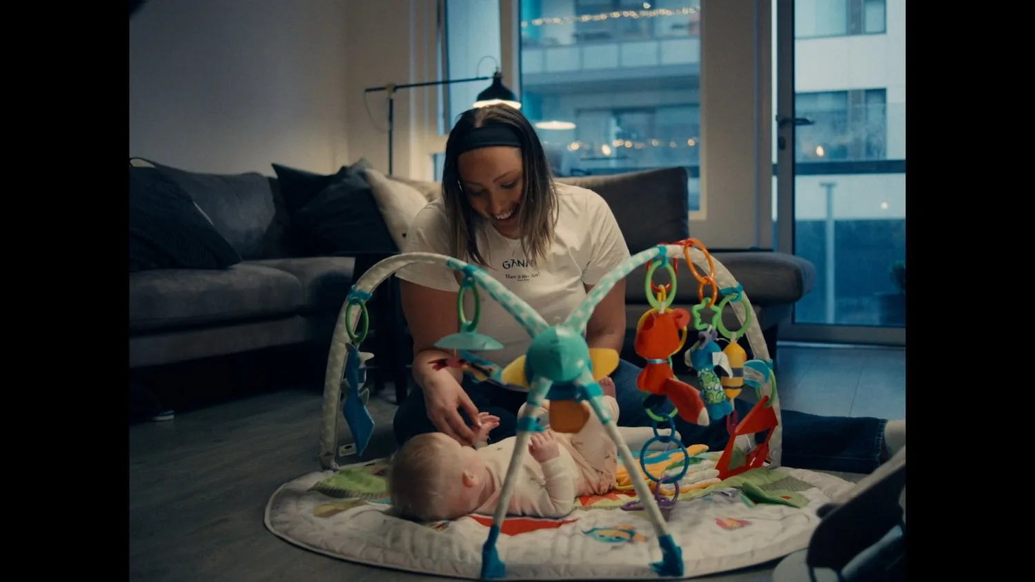 Kraftur — Commercial — still 18