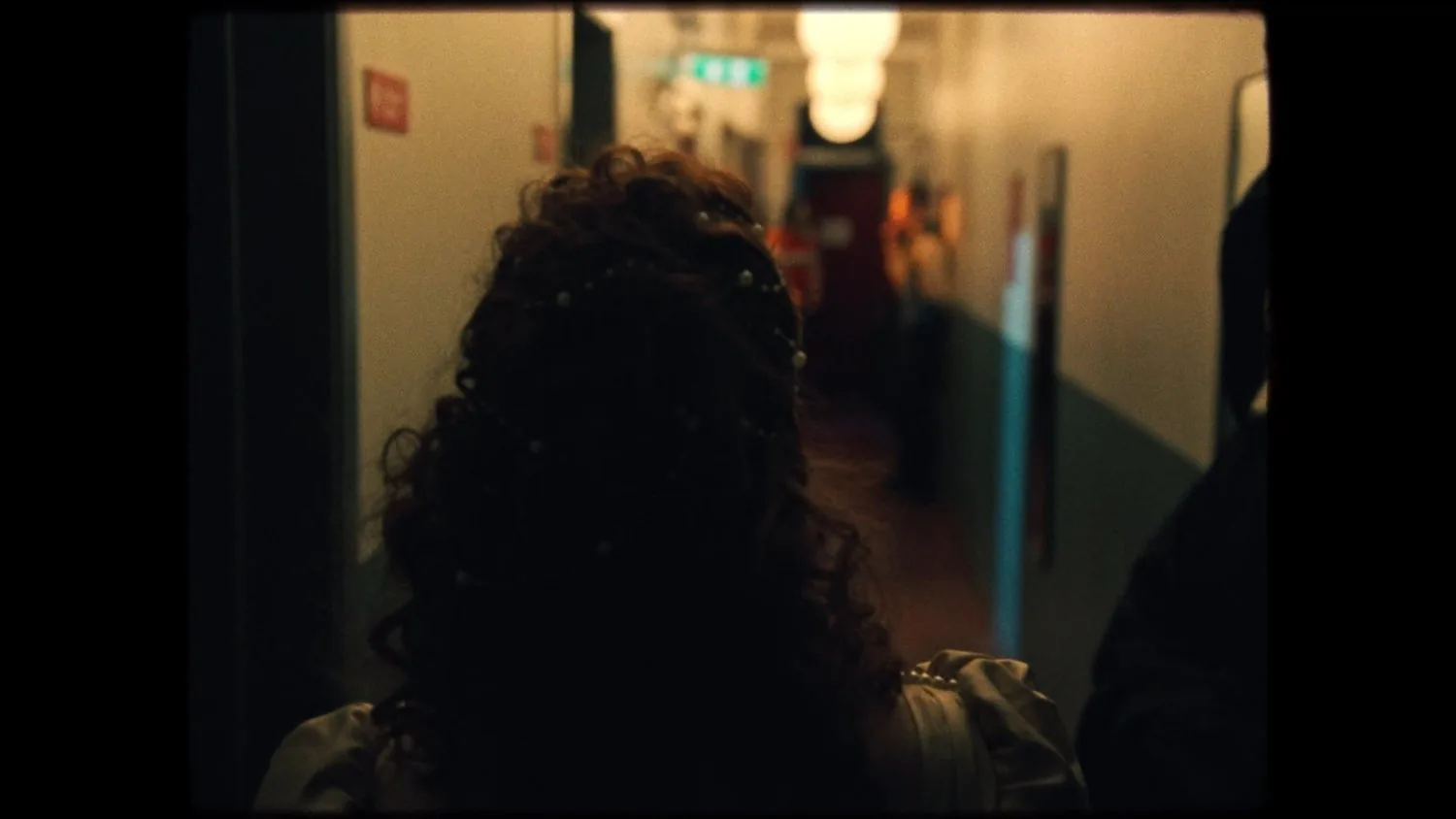 Elín Hall — As the World Falls Down — still 1